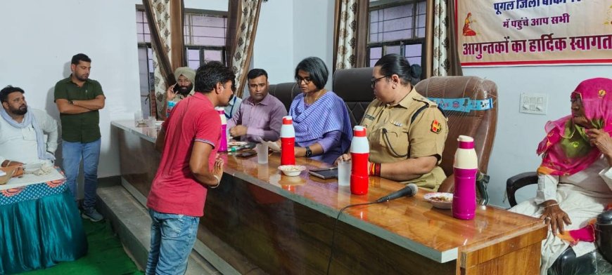 जिला कलेक्टर और पुलिस अधीक्षक रहे पूगल क्षेत्र के दौरे पर, विभिन्न कार्यालयों का किया निरीक्षण, रात्रि चौपाल में सुनी जन समस्याएं