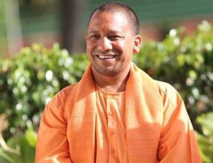 सीएम योगी का बयान: महाकुंभ की व्यवस्थाओं पर सवाल उठाने वाले अब चोरी-छिपे स्नान कर रहे हैं