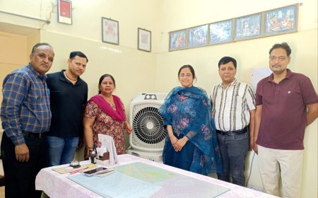 चिकित्सक कक्ष एवं मरीजों  के लिए टीम नेशन फर्स्ट फाउंडेशन द्वारा कूलर भेंट