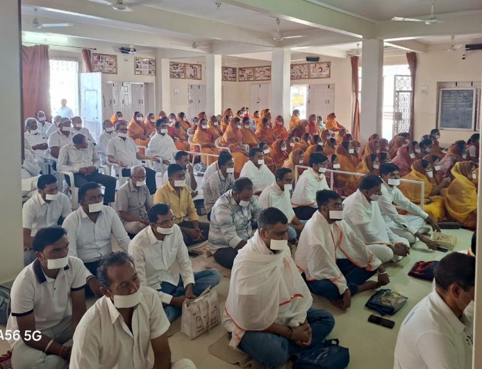 नोखा में नवकार महामंत्र दिवस पर गूंजा जाप, विश्व शांति के लिए जैन समाज का सामूहिक आयोजन