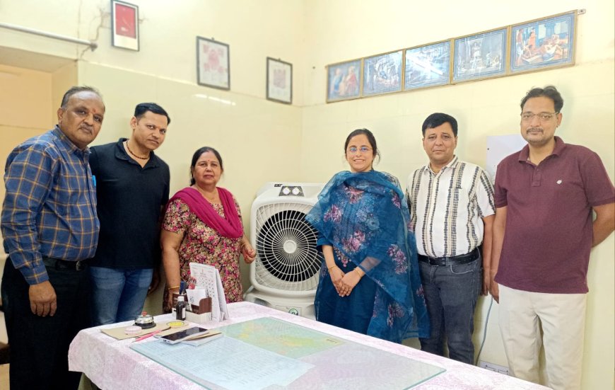 चिकित्सक कक्ष एवं मरीजों  के लिए टीम नेशन फर्स्ट फाउंडेशन द्वारा कूलर भेंट